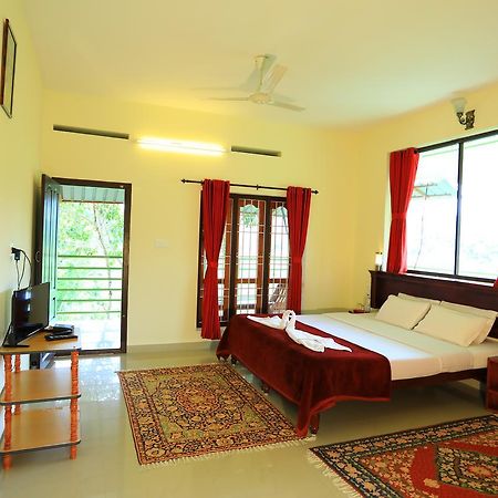 Kerala House Apartment Thekkady Luaran gambar