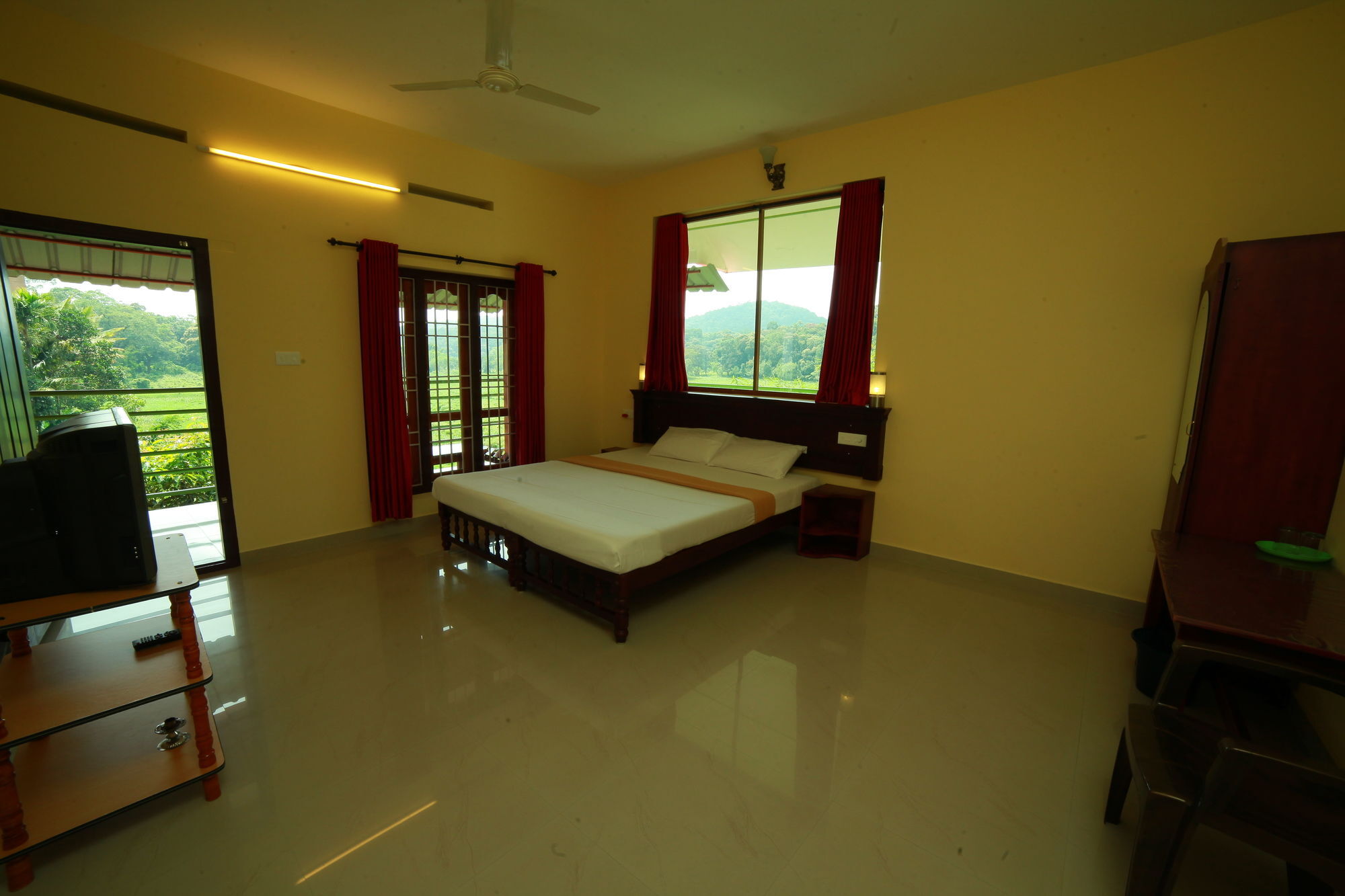 Kerala House Apartment Thekkady Luaran gambar